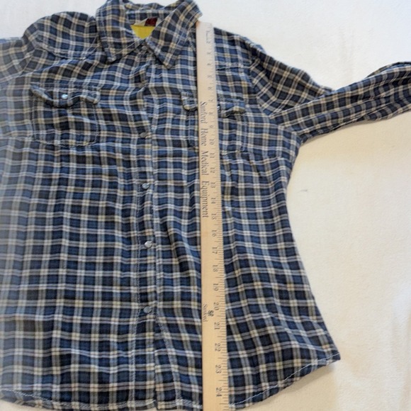 Old‎ Navy Pearl Snap Button Down Shirt Navy Plaid Women's M Preppy Outdoor Y2K - Picture 11 of 11